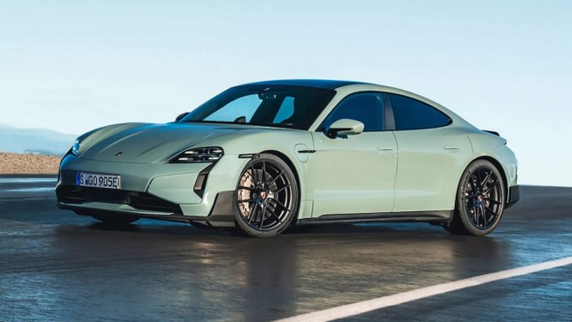 Porsche ra mắt siêu xe điện Taycan mạnh nhất lịch sử