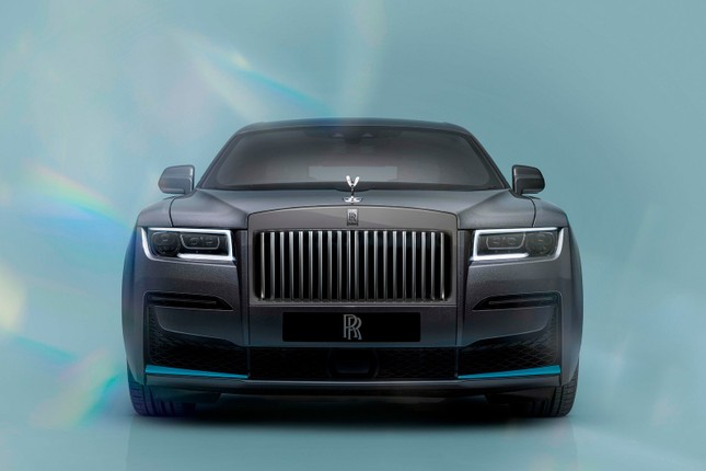 Xế sang Rolls-Royce Ghost Prism kỷ niệm 120 năm thành lập hãng