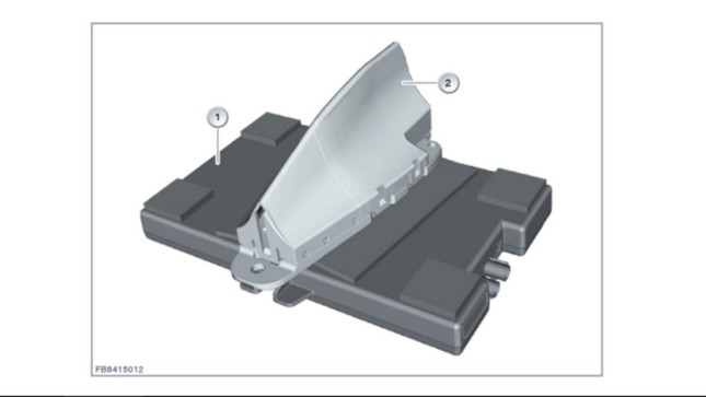 BMW bị kiện tập thể vì ăng-ten vây cá thiết kế lỗi ảnh 1