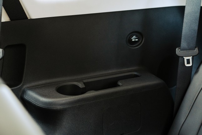 Đánh giá ưu, nhược điểm của mẫu MPV Hyundai Stargazer X ảnh 8