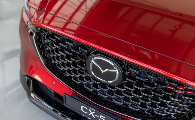 Mazda đăng ký logo nhận diện mới ảnh 2