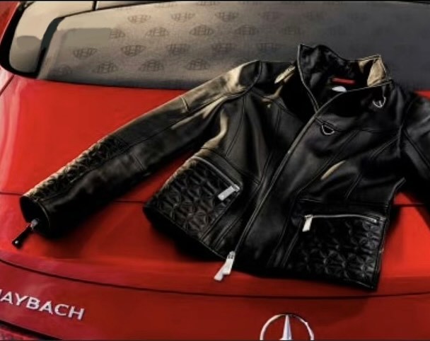 Lộ ảnh Mercedes-Maybach SL trước ngày ra mắt