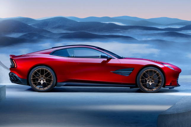 Mẫu xe huyền thoại Aston Martin Vanquish được hồi sinh ảnh 2