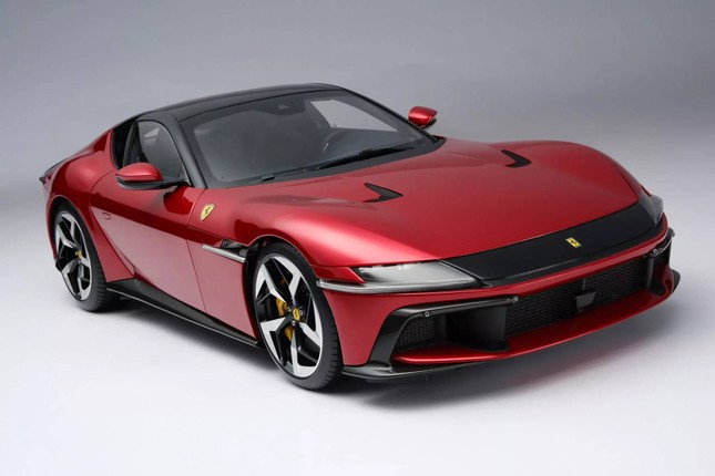 Mô hình siêu xe Ferrari đắt hơn một chiếc sedan mới