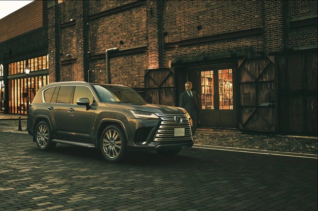 Lexus LX được bổ sung bản hybrid và off-road ảnh 10