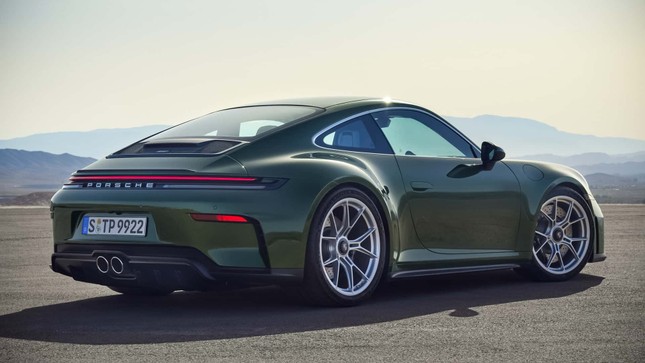 Porsche 911 GT3 2025 lộ diện ảnh 12