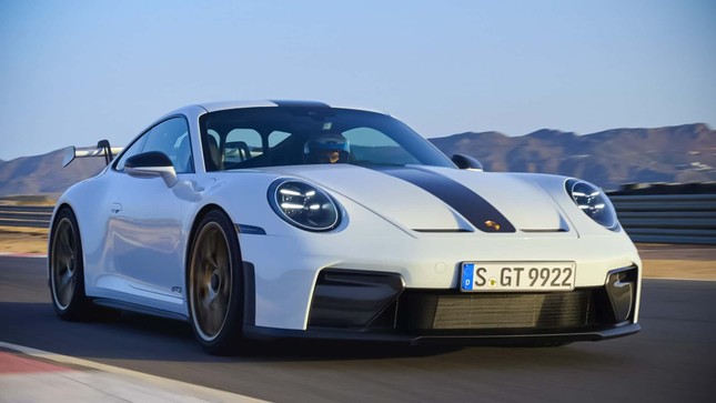 Porsche 911 GT3 2025 lộ diện ảnh 2