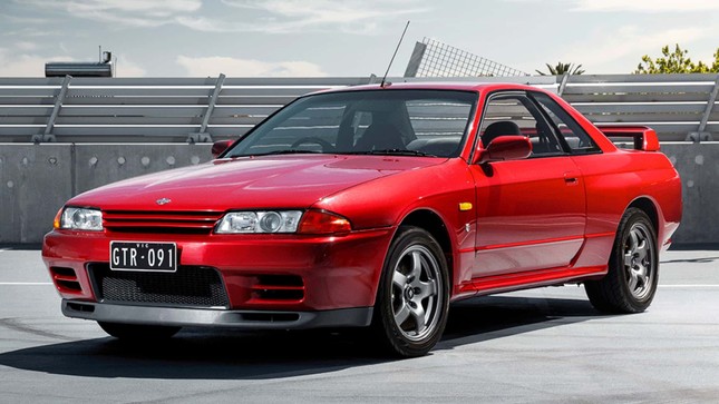 Xế cổ hàng hiếm Nissan GT-R R32 bị trộm ngay tại trụ sở hãng