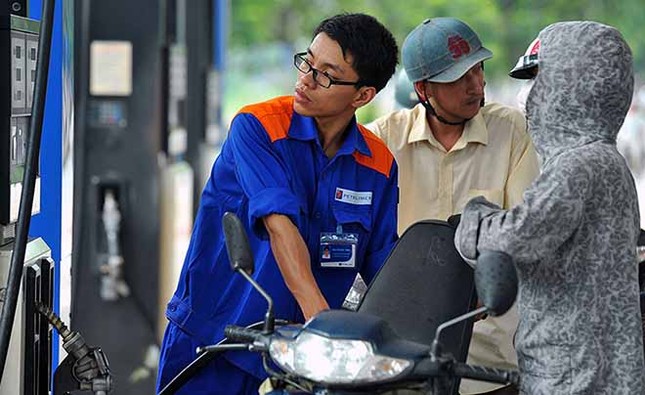 Giá xăng, dầu đồng loạt giảm ảnh 1
