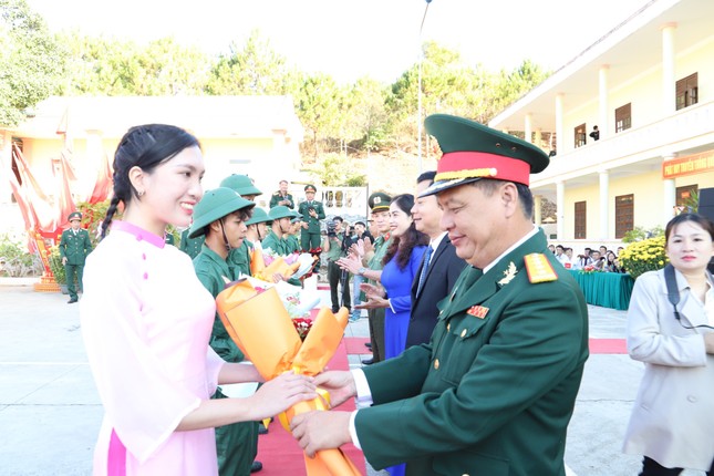 Nữ tân binh duy nhất ở Đắk Nông lên đường nhập ngũ ảnh 2