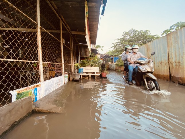 TPHCM sắp đón đỉnh triều cường ảnh 1