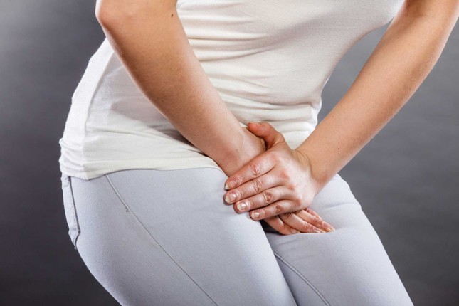 Bác sĩ hướng dẫn xử lý ngộ độc thực phẩm tại nhà ảnh 4
