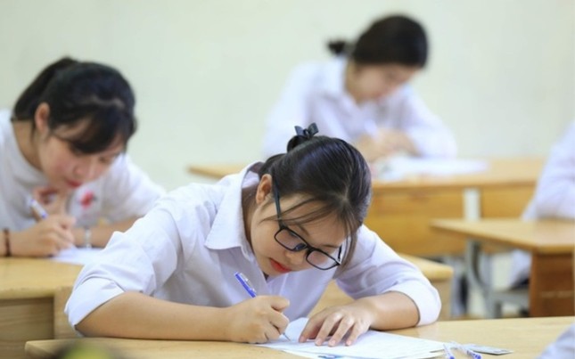Làm sao để giúp con tránh trầm cảm trong mùa thi? ảnh 4