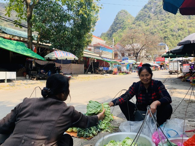 Tiếng súng vang bầu trời biên giới ảnh 3