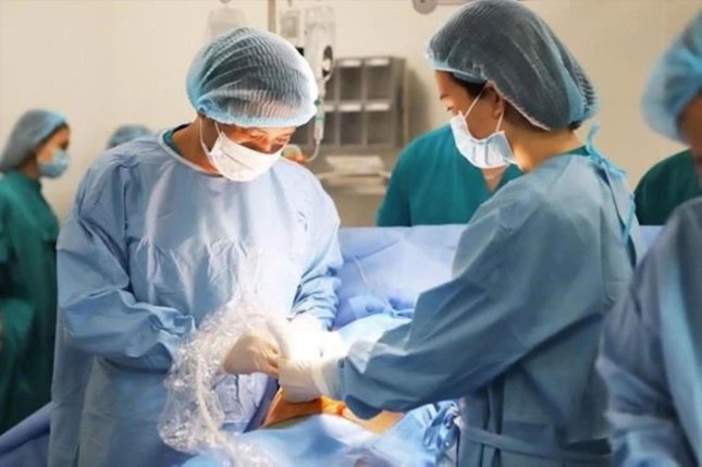 Chữa bệnh cho thai nhi từ trong bụng mẹ ảnh 1
