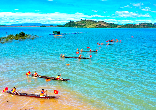 Huyện vùng biên Ia Grai chú trọng cải cách hành chính, cải thiện môi trường đầu tư kinh doanh ảnh 1