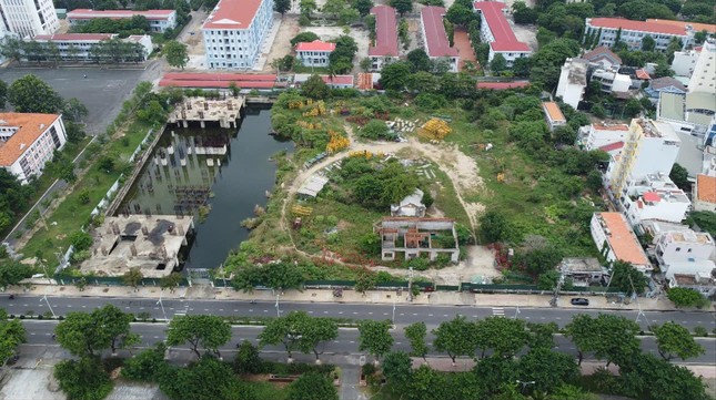 Đất vàng 'đắp chiếu' chục năm ảnh 1