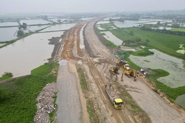 'Chốt' nhiều dự án giao thông trọng điểm hoàn thành 2025 ảnh 1