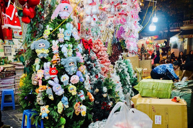 Nhạc, phim mùa giáng sinh: 'Món' cũ vẫn đắt hàng ảnh 1