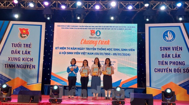 Tuyên dương 41 cá nhân, tập thể Sinh viên 5 tốt tỉnh Đắk Lắk ảnh 1