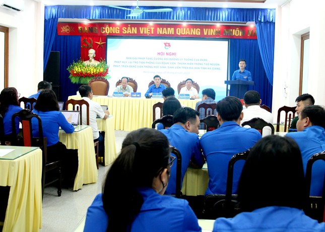 Tạo nguồn phát triển đảng viên trong học sinh, sinh viên ở Hà Giang ảnh 1