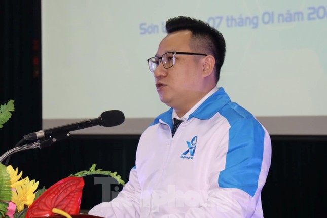 'Sinh viên 5 tốt' thăm, tặng quà cho bệnh nhi tại Sơn La ảnh 2