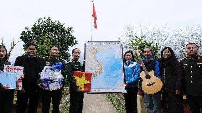 Nhiều hoạt động ý nghĩa tại chương trình 'Xuân biên giới - Tết biển đảo' ở Hà Giang ảnh 9
