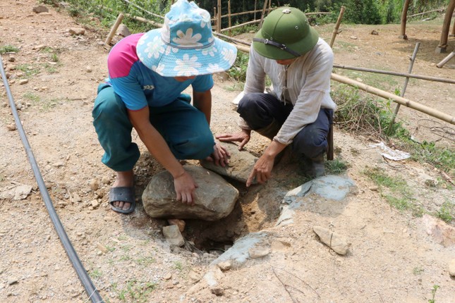 Hơn 100 hộ dân ‘khát’ nước bên công trình thủy điện ở Lai Châu ảnh 2