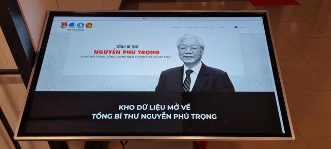 Không gian Tổng Bí thư Nguyễn Phú Trọng sáng mãi trong lòng tuổi trẻ Thành phố Hồ Chí Minh ảnh 4