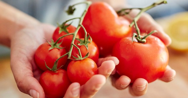 Những người dễ bị thiếu vitamin A, bổ sung ngay kẻo hại đủ đường cho sức khoẻ ảnh 2