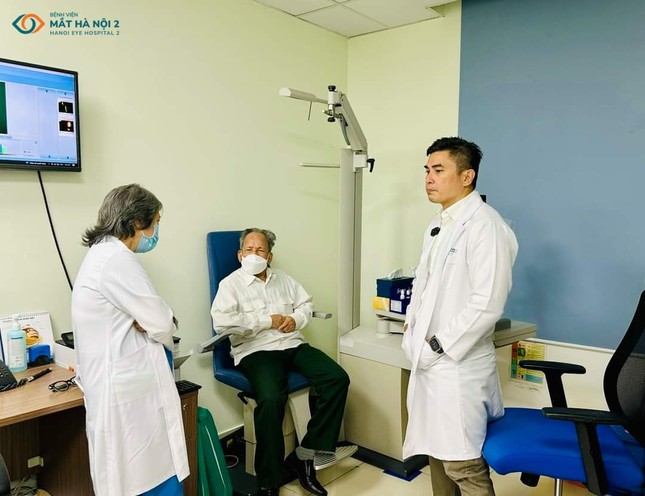 Bệnh viện mắt Hà Nội 2 và Bệnh viện mắt Quốc gia Singapore hợp tác hội chẩn cho các ca bệnh khó về giác mạc ảnh 2