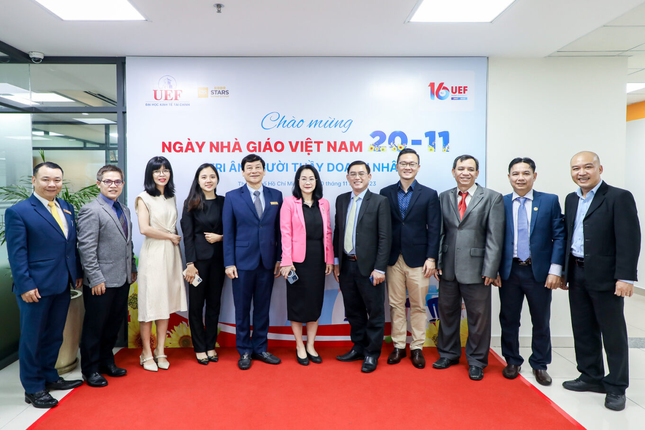 Doanh nghiệp đánh giá cao chất lượng sinh viên Quản trị kinh doanh học chương trình song ngữ ảnh 1