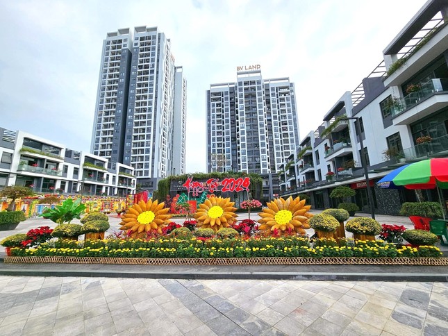 BV Group là nhà tài trợ kim cương cho sự kiện công bố thành lập thị xã Việt Yên ảnh 2