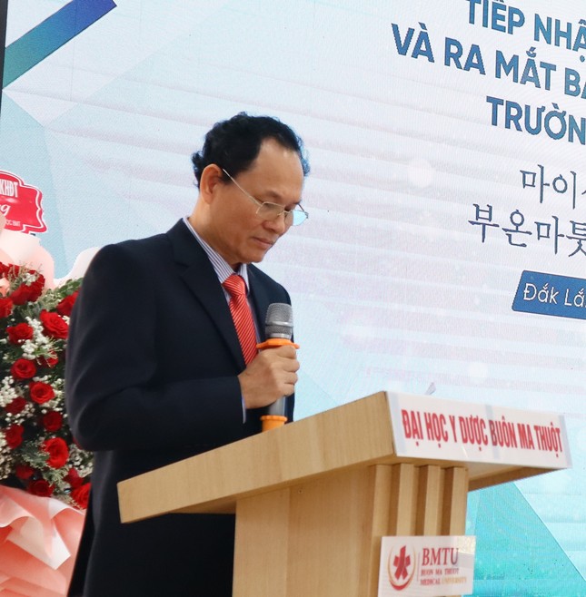 Trường ĐH Y Dược Buôn Ma Thuột ra mắt Ban quản lý quỹ khuyến học, khuyến tài ảnh 2