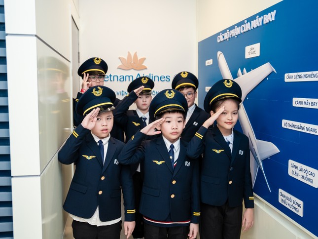 KidZania mở cửa cơ sở trải nghiệm Học viện Hàng không cho trẻ em ảnh 3