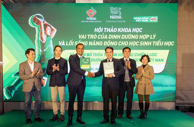 Viện Dinh dưỡng và Nestlé Việt Nam nâng cao nhận thức về vai trò của Dinh dưỡng hợp lý ảnh 1