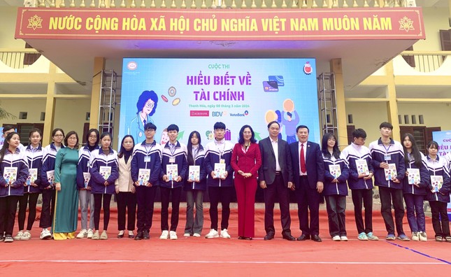 Agribank cùng toàn ngành Ngân hàng thực hiện sứ mệnh Giáo dục tài chính ảnh 5