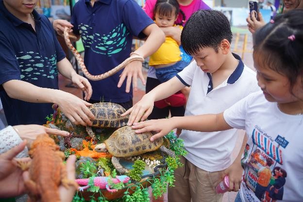 Hàng chục nghìn người 'cháy' hết mình tại sự kiện vì môi trường 'Ngày Hội Xanh' ảnh 9