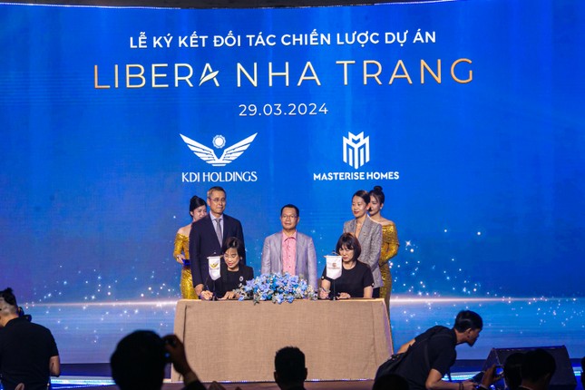 KDI Holdings và Masterise Homes ký kết đồng hành thương hiệu phát triển căn hộ Flex Home ảnh 1