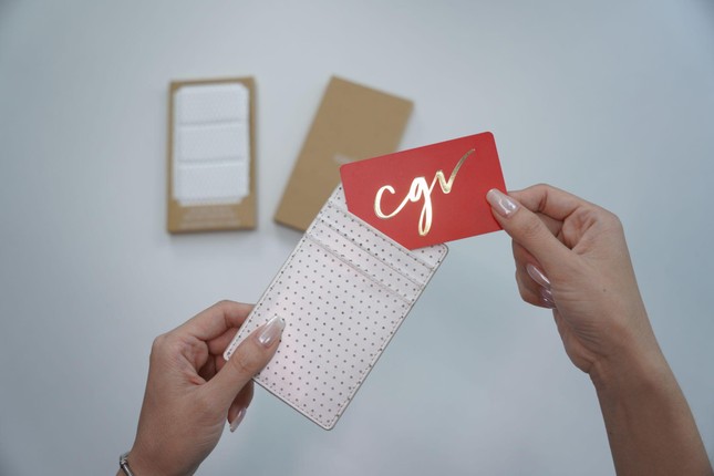Ví tái chế từ màn chiếu cũ của CGV Việt Nam gây sốt vì ý tưởng độc đáo ảnh 3