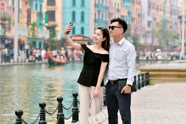 'Thiên đường tình yêu' khiến đôi lứa xiêu lòng ở phía Đông Hà Nội ảnh 3