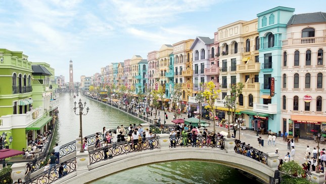 'Thiên đường tình yêu' khiến đôi lứa xiêu lòng ở phía Đông Hà Nội ảnh 4