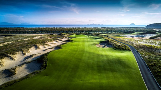 Resort Wyndham Grand KN Paradise Cam Ranh: Nơi tận hưởng kỳ nghỉ lễ 30/4 – 1/5 trọn vẹn ảnh 2
