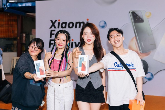 Xiaomi Fans 'quẩy căng đét' tại sự kiện Xiaomi Fan Festival 2024 ảnh 3