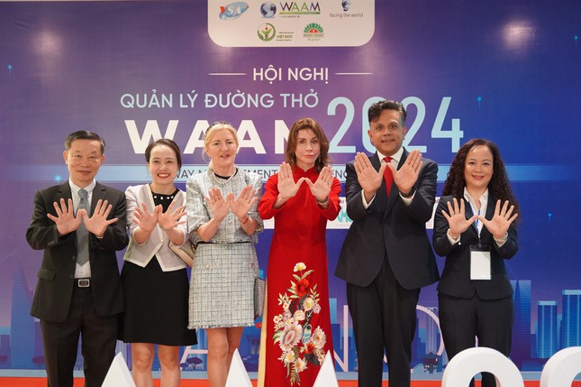 Phẫu thuật thành công cho bệnh nhân hàm mặt nhờ ứng dụng chiến lược quản lý đường thở khó ảnh 6