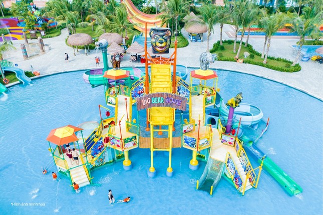 Vinhomes Grand Park - Điểm đến du lịch “hot, hit” ngay trong lòng thành phố ảnh 1
