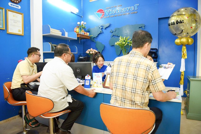 Vietravel Hà Nội khai trương văn phòng giao dịch tại 262 Xã Đàn ảnh 2