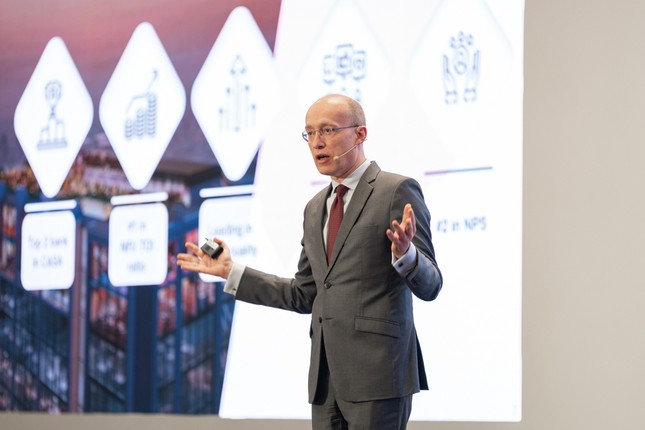Tổng Giám đốc Jens Lottner: Techcombank tự tin vươn tầm cao mới ảnh 2