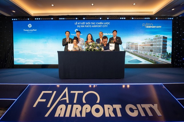 Thang Long Real Group ký kết đối tác chiến lược dự án Fiato Airport City ảnh 2
