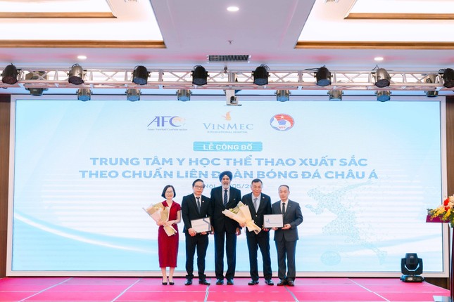 Đại diện duy nhất Việt Nam được LĐBĐ Châu Á công nhận là Trung tâm y học thể thao xuất sắc ảnh 1